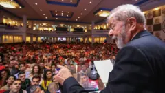 O ex-presidente Lula no 7º Congresso do PT, em 22/11/2019