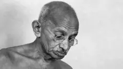 ગાંધીજી