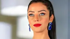 الإعلامية المصرية رضوى الشربيني