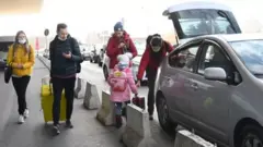 Тбилиси аэропортидаги россияликлар
