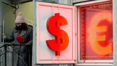 Signos dólar y euro