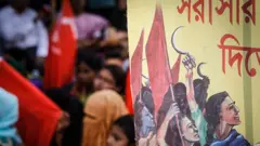 আন্তর্জাতিক নারী দিবস উপলক্ষ্যে ঢাকায় বাংলাদেশের কমিউনিস্ট পার্টির র‍্যালি, ০৭-০৩-২০১৪।
