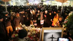 وقفة تأبين للضحايا في طهران