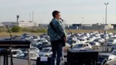 Mwanamuziki,Mads Langer