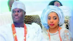Ooni Ogunwusi pẹlu Olori ana, Wuraola Otiti