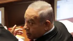 يسعى بنيامين نتانياهو للعودة إلى السلطة من دون انتخابات.