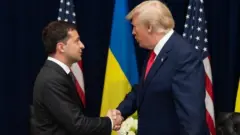 Onyeisiala Trump na Onyeisiala Volodymyr Zelensky nke Ukraine