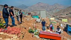 Funeral en Lima.