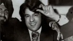 احمد ظاهر