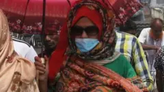 স্বাস্থ্য অধিদপ্তর আশঙ্কা করছে সাধারণ মানুষ সহযোগিতা না করলে বাংলাদেশের কোভিড পরিস্থিতি 'শোচনীয়' হতে পারে