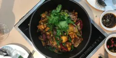 香港美食：癡迷火鍋究竟是怎樣一種體驗？