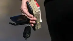 п