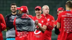 Bayern Münih futbolcularının şampiyonluk sevinci