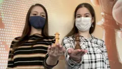 Jelena i Adela