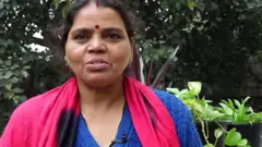 મહિલા