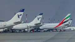 دولت ایران هدف از ثبت نشدن سفر به ایران در گذرنامه گردشگران خارجی را کاهش نگرانی برای سفر به جمهوری اسلامی ایران خوانده است