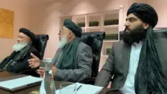 جنگ لفظی واشنگتن و طالبان درباره پایبندی به توافق صلح