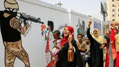 ብዙሓት፡ ድሕሪ ናይ ዓሰርታት ወተሃደራዊ ግዝኣት፡ ሕጂ ሱዳን ሲቪላዊ መንግስቲ ክትሃደር እያ ኢሎም ተስፋ ይገብሩ