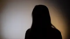 „Roditelji mi ne dozvoljavaju da primim vakcinu protiv korona virusa“