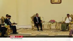 ကုလအတွင်းရေးမှူးချုပ်ဟောင်း မြန်မာနိုင်ငံလာရောက်