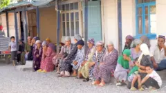 Юқори Чирчиқ туманидаги марҳум Усмон Салимбоев хонадони.