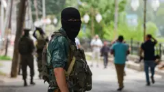 کشمیر میں فوج