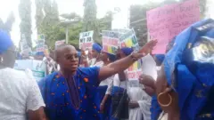 National Association of Nigerian Traders say dem no dey fit drink water drop cup for Ghana