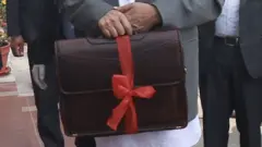 बजेट