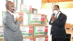 Prof. Paramagamba Kabudi ambaye alikwenda madagascar kuchukua ''dawa'' amesema :''Hatujachukua dawa kutoka kwa sangoma''
