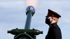 Салют