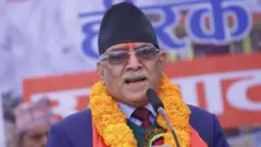 माओवादी केन्द्रका अध्यक्ष प्रचण्ड