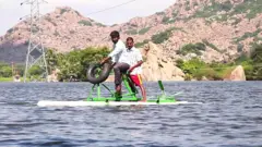 சைக்கிள் படகு
