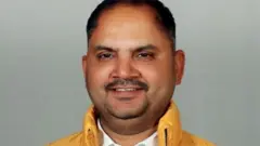 KHABBU TIWARI - INDRA PRATAP TIWARI
