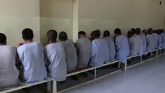 د عامې روغتیا وزارت وايي، په نشه روږدو بندیانو ته د نشې ضد درمل په ورکولو هغوی له نشې راګرځولی شي، چې دا مېتود دوی اوس پیل کړی دی
