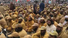 جے یو آئی آزادی مارچ