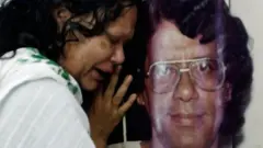 অধ্যাপক হুমায়ুন আজাদ সন্ত্রাসীদের হামলায় আহত হয়েছিলেন ২০০৪ সালে।