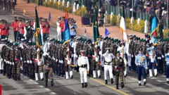 ২৬ জানুয়ারি দিল্লিতে প্রজাতন্ত্র দিবসের প্যারেডে বাংলাদেশের প্রতিনিধিরা