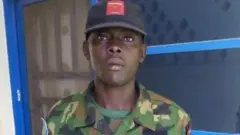 L'armée nigériane souhaite que l'attitude de Bashir Umar (en photo) fasse tâche d'huile.