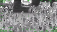 Полицейский дрон снимает трехтысячную вечеринку во Флориде