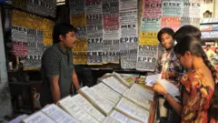 హైదరాబాద్‌లో నిరుద్యోగులు