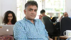 आकार पटेल