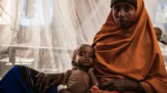 Ibu dan anak di Somalia