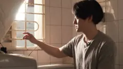 كيف انتزع فيلم باراسايت جائزة الأوسكار؟