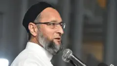 அசாதுதீன் ஒவைசி