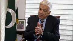 خواجہ آصف