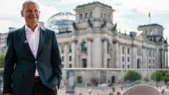 Der deutsche Finanzminister und Spitzenkandidat der Sozialdemokratischen Partei (SPD) für die Bundestagswahl Olaf Scholz