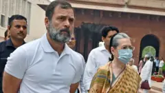 राहुल गांधी, सोनिया गांधी, मल्लिकार्जुन खड़गे