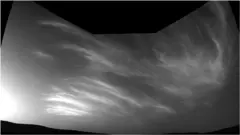 Nubes "noctilucientes" en Marte