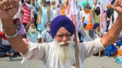 शेतकरी आंदोलन, शेतकरी, कृषी कायदे