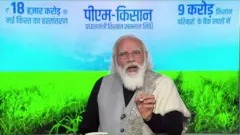 नरेंद्र मोदी